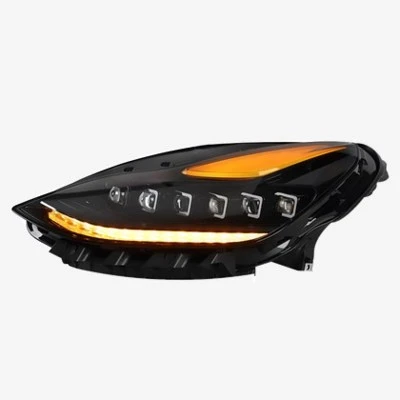 Lắp ráp đèn pha LED ô tô